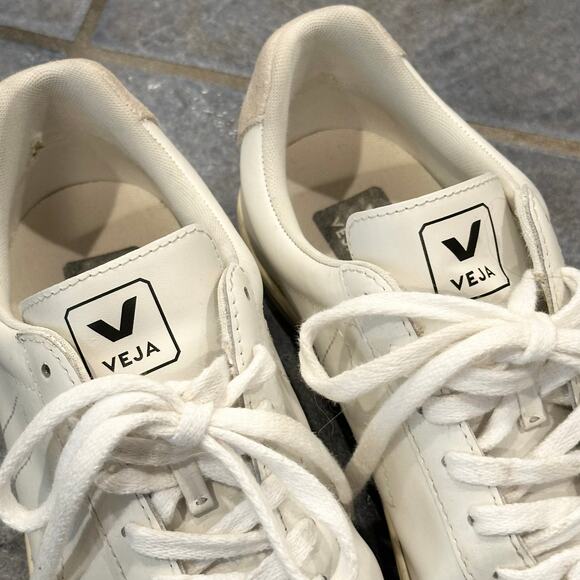 Veja Esplar Sneaker Leather V Logo Lace-Up Low Top Athletic Shoes, White - Picture 4 of 11